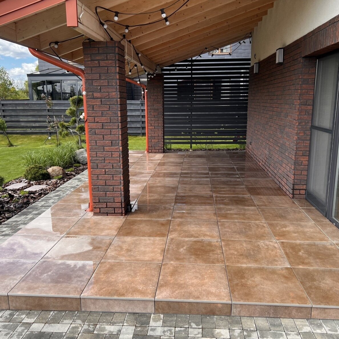 terasine-plytele-danzig-brown-60x60x2-1m2-2-1